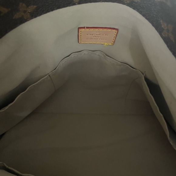 LOUIS VUITTON Authentic Grand Artsy Monogram MM large bag - Picture 9 of 10